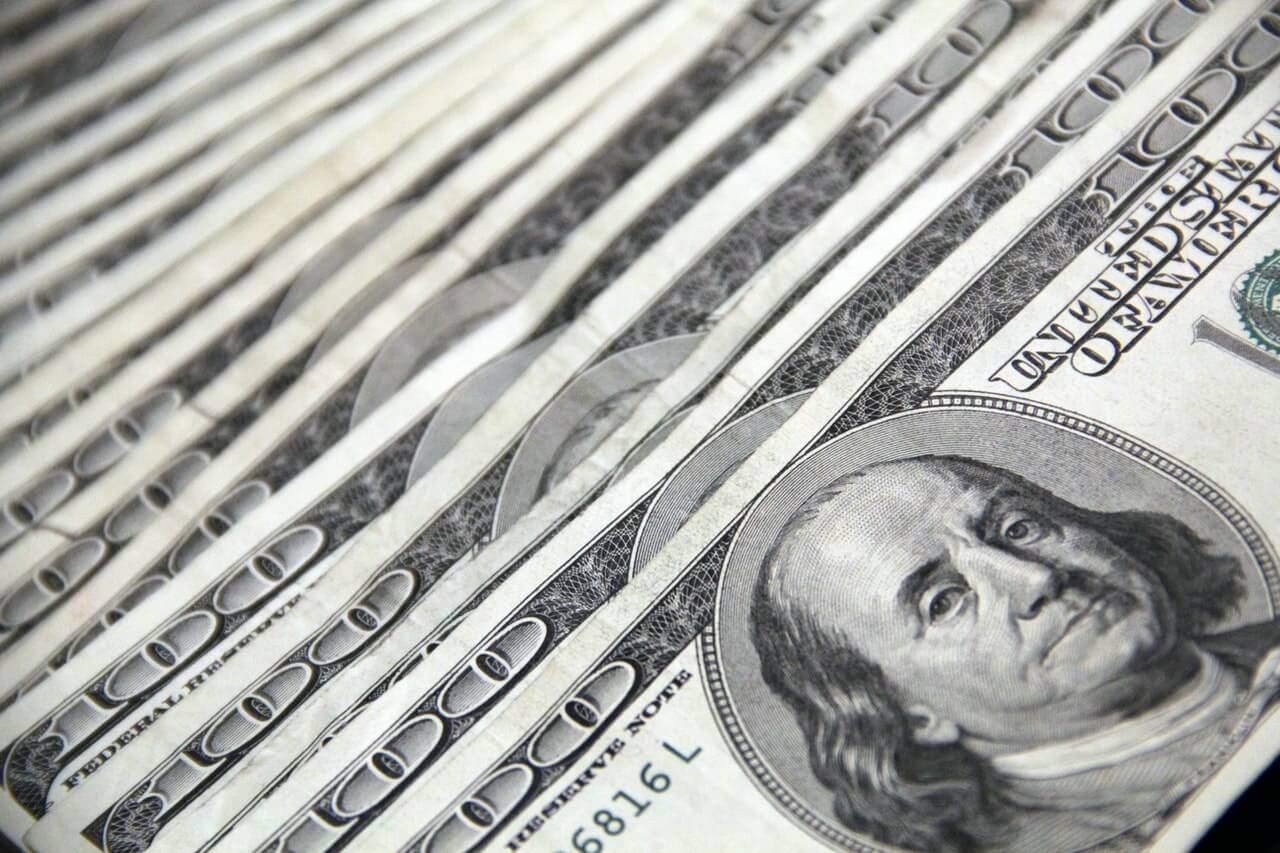 Why do the Spreads Sometimes Become Wider or Narrower? | ZFX